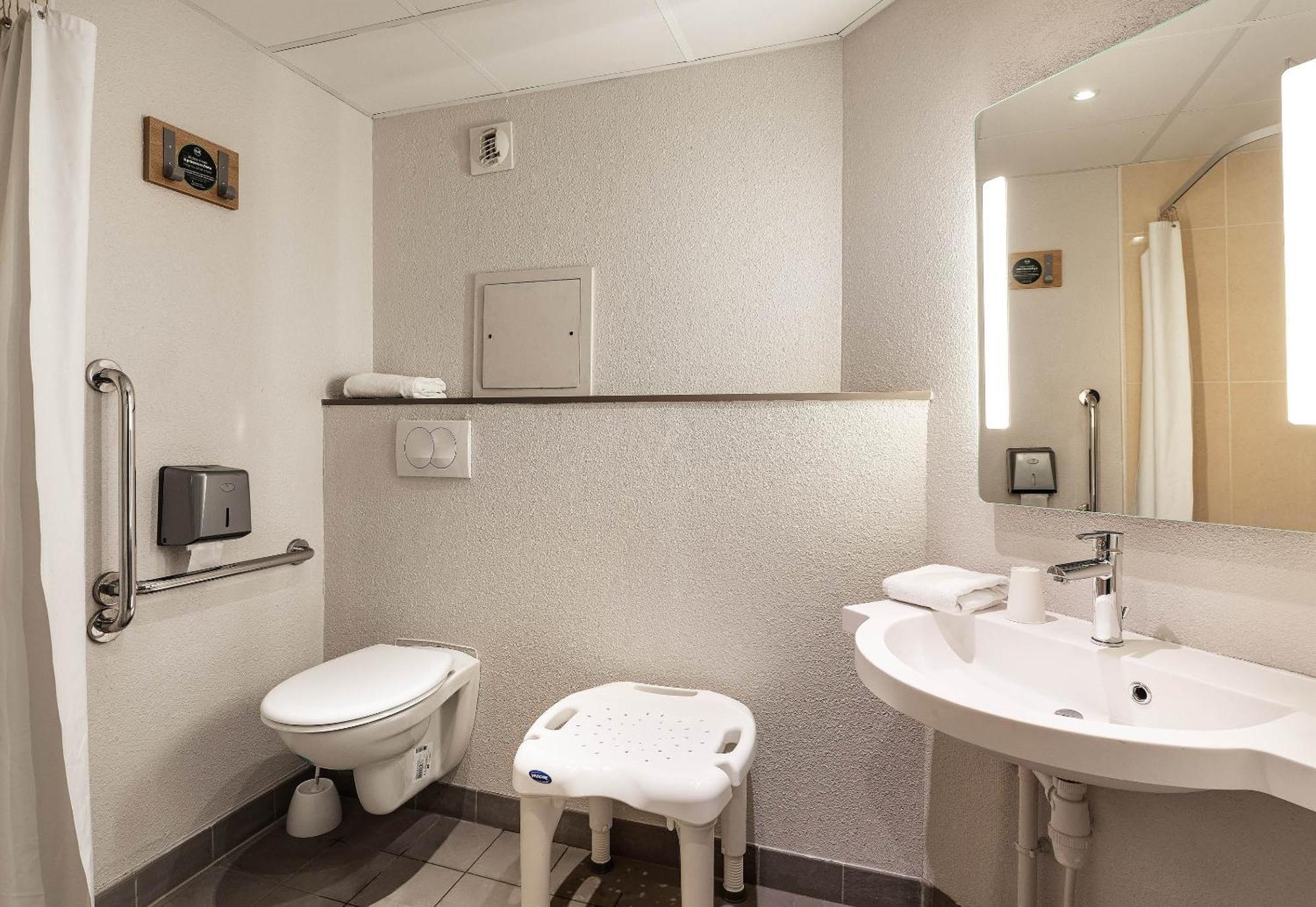 B&B Hotel Lille Tourcoing Centre Экстерьер фото
